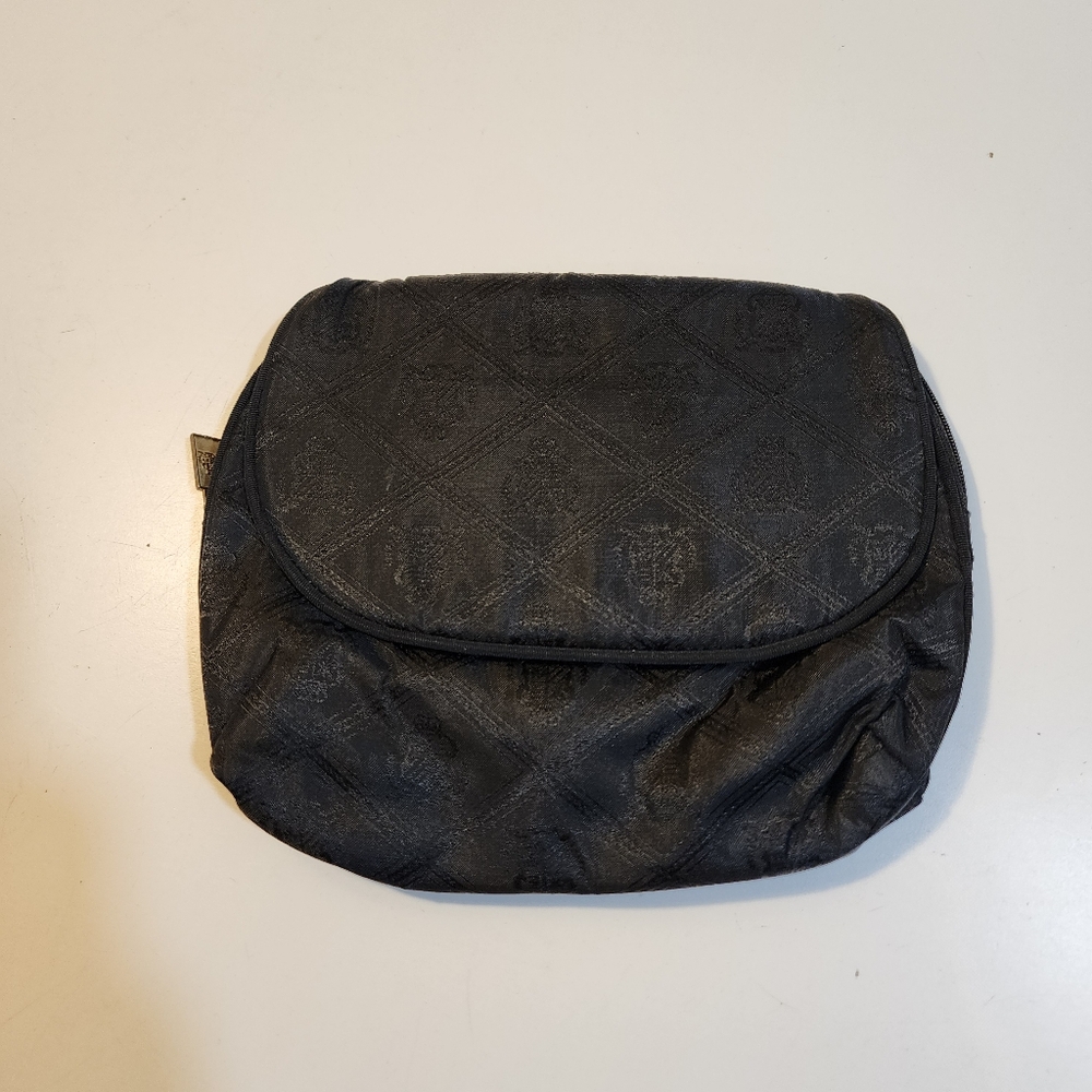Princess Marcela Borchese Black Quilted Cosmetic Pouch With Mirror - Picture 6 of 11